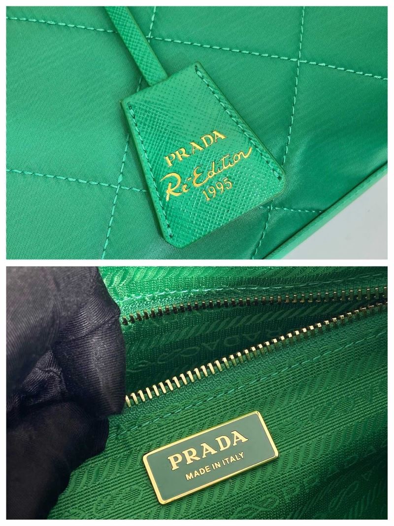 Pra*a tote bags